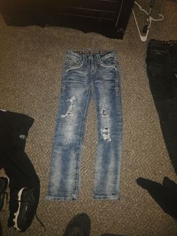 Buys rock revival jeans