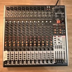 Behringer Xenyx 2442