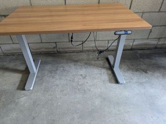 Height Adjustable Desk