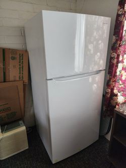 Frigidaire Fridge