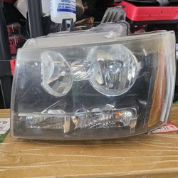 Tahoe Headlights W/LED Bulbs 