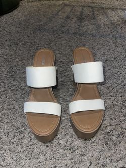 White Heeled Sandles 7.5/8