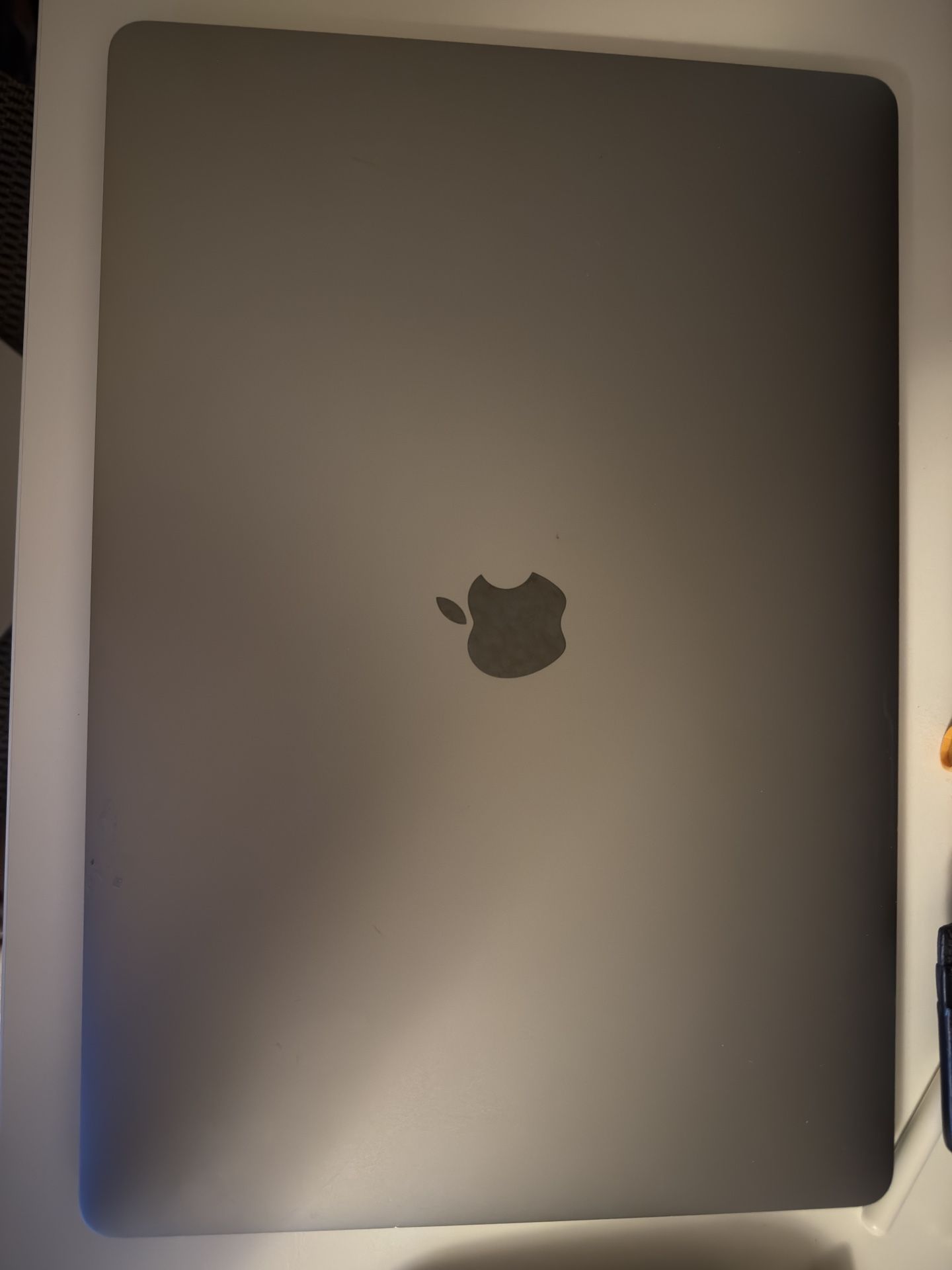 MacBook Pro 512gb 15in