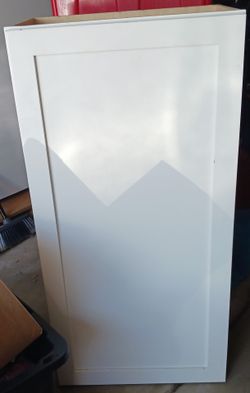 2 WHITE CABINETS DIMENSIONS ARE IN PHOTOS PRICE IS FOR BOTH