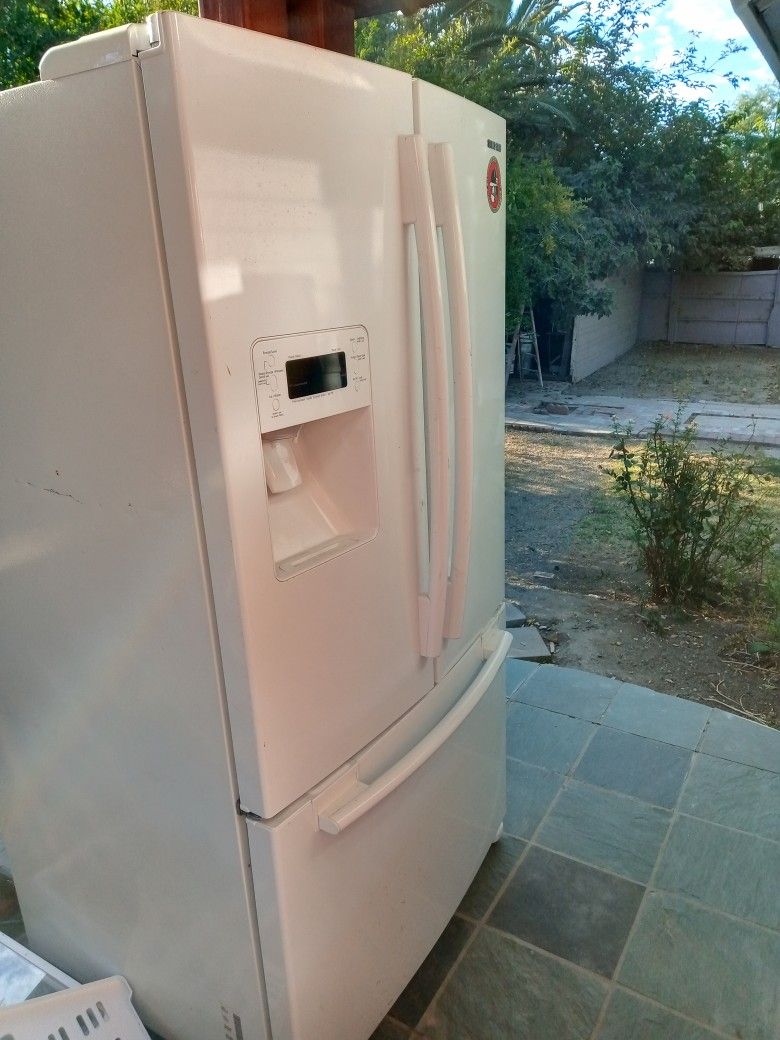 Samsung Refrigerator