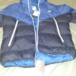 Men's Medium Nike Storm Fit Coat