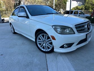 2009 Mercedes Benz C300 SPORT ONE OWNER GARAGE 140 thousand miles registered till march 27 In pristine condition every option the iconic reliable Merc