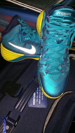 Nike Men's Hyperdunk 2013 basketball shoes