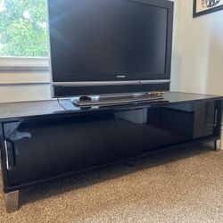 TV Stand/Entertainment Console