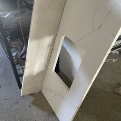 Vanity With Splash And Sink 