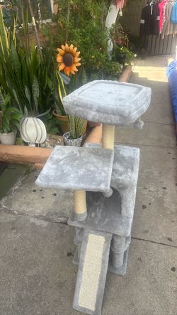 Cat tree