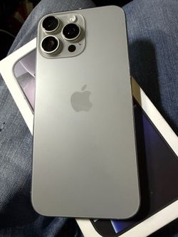 UNLOCKED APPLE IPHONE 15 PRO MAX 256Gb