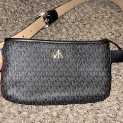 Michael Kors Fanny Pack 