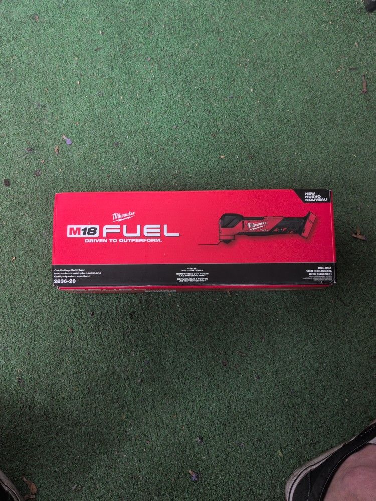 Milwaukee M18 Fuel Oscillating Multi Tool