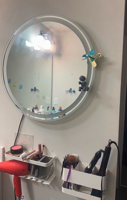 Vanity mirror