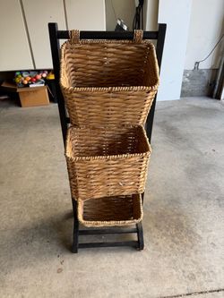 3-Tier Wicker Basket Storage Stand