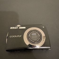 Nikon Coolpix S4000