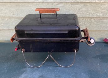 Weber Portable Go-Anywhere Propane Gas BBQ Grill