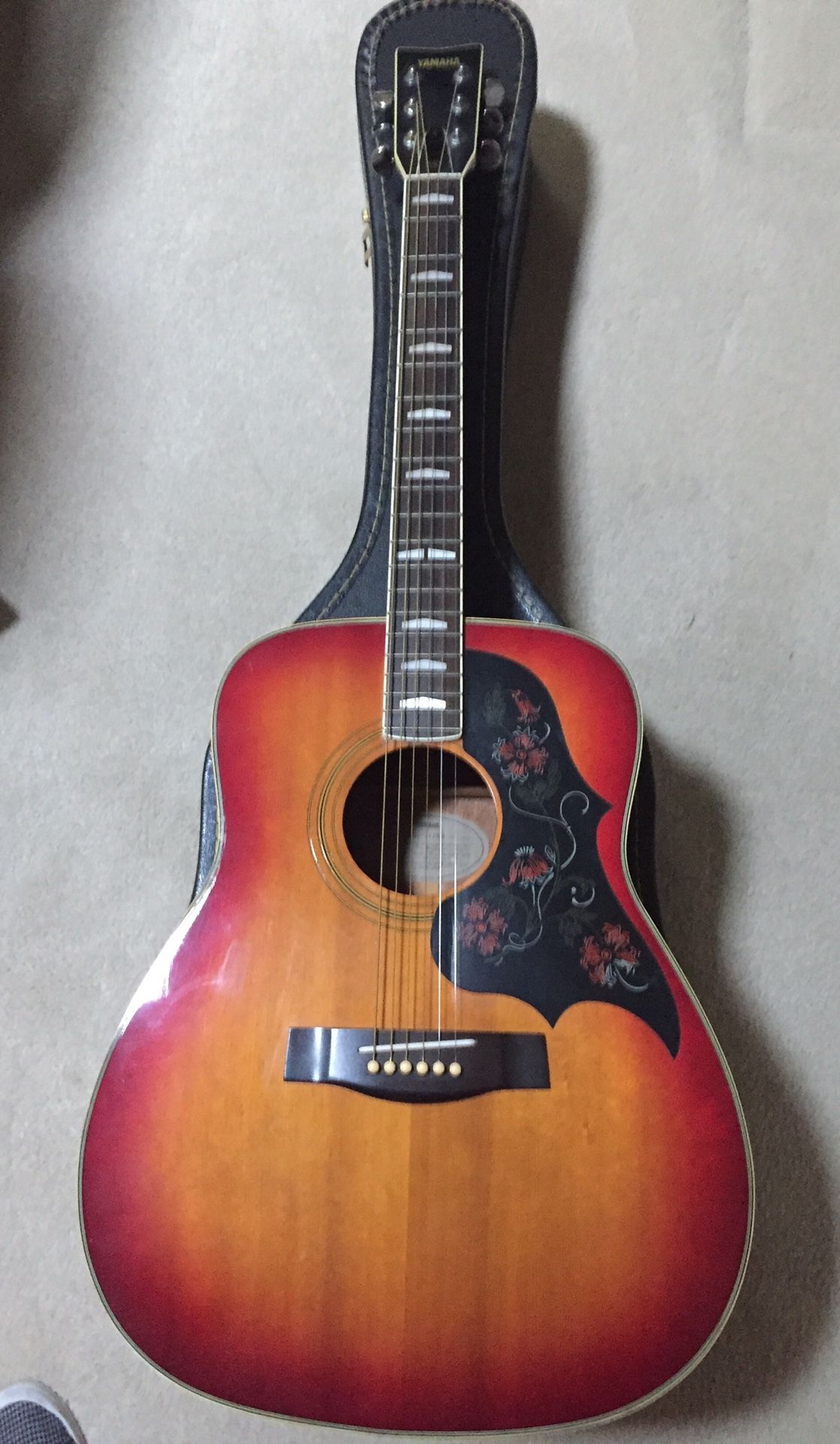 Yamaha Guitar 1981