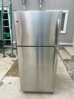 GE fridge