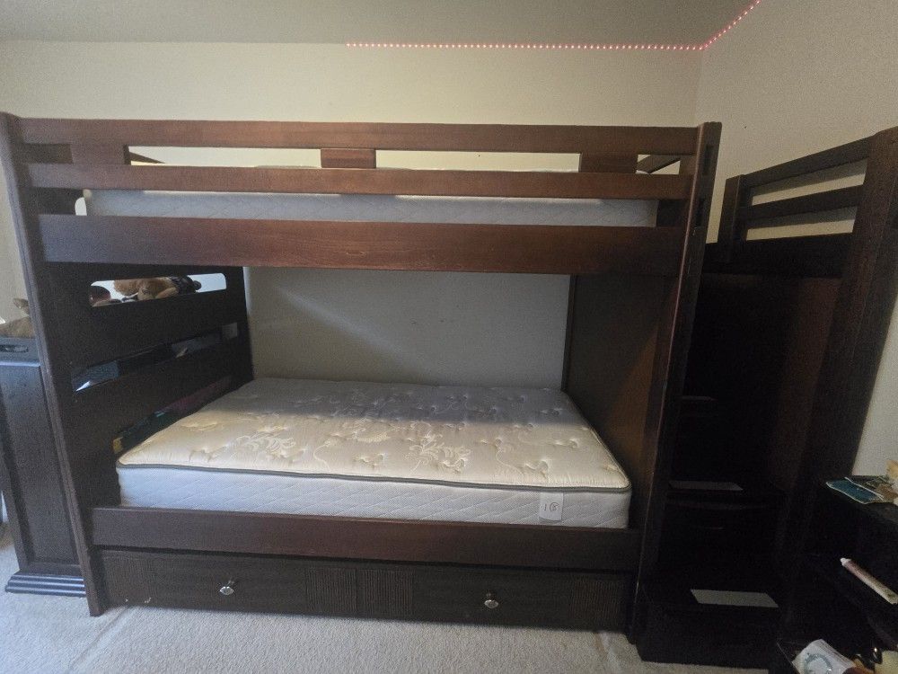 Twin On Twin Step Bunk Bed With Trundle W/ Free Toy Shelf
