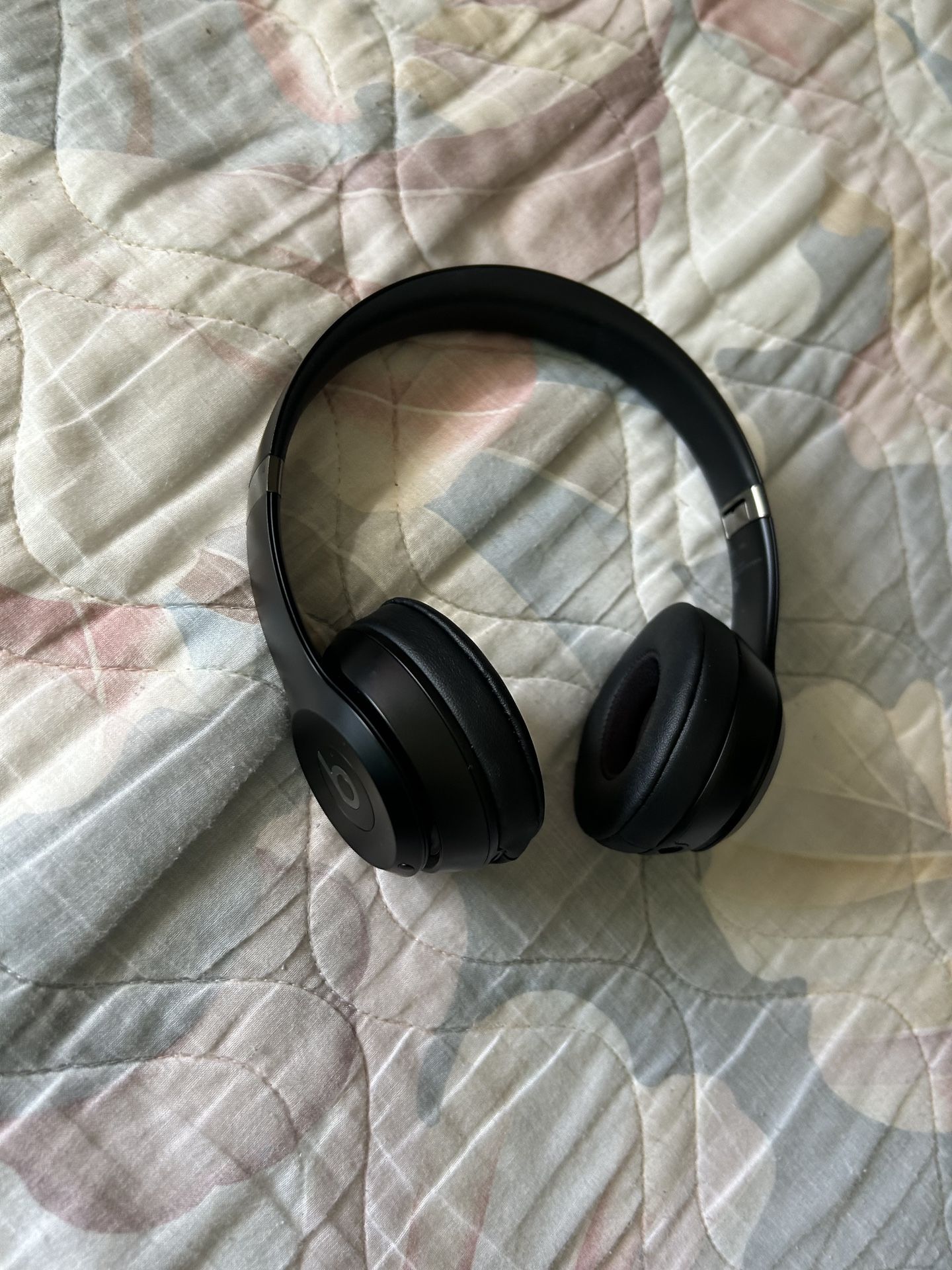 Beats Solo 4 Bluetooth Wireless