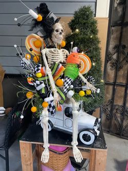 Halloween Skeleton Candy Car Table Centerpiece