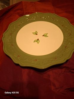 Un Plato De Princess House De 12”  Sage Green 