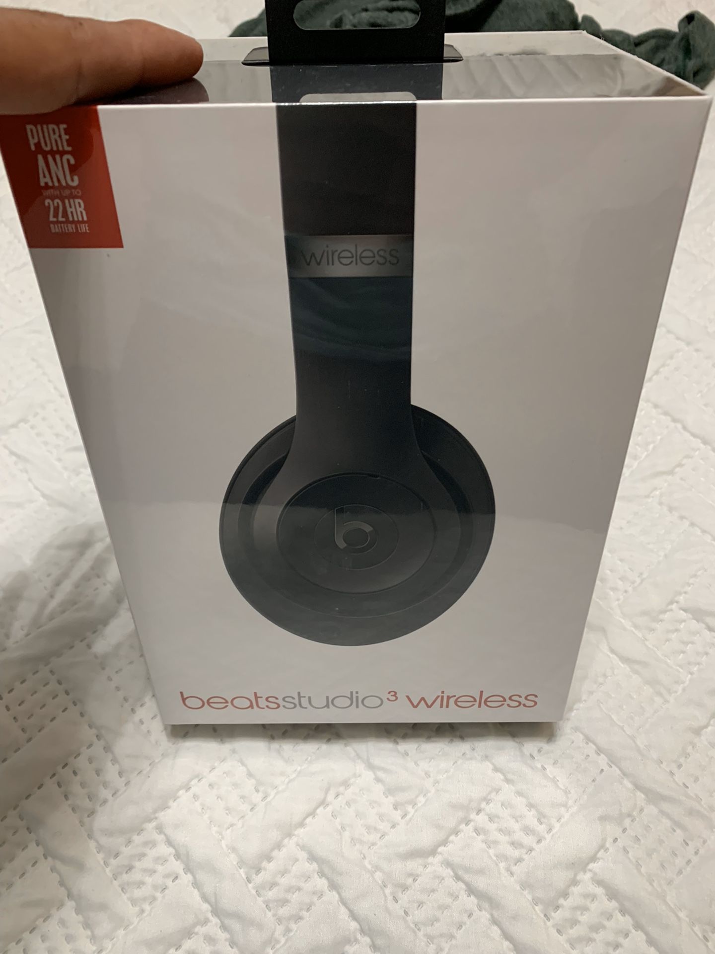 Beats studio 3 all black brand new