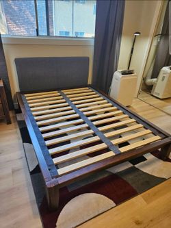 Thuma Bed Frame (Full Size)