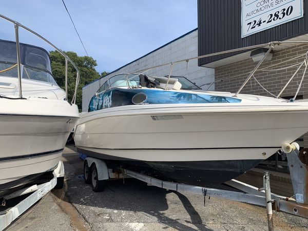 2000 cabin cruiser rinker