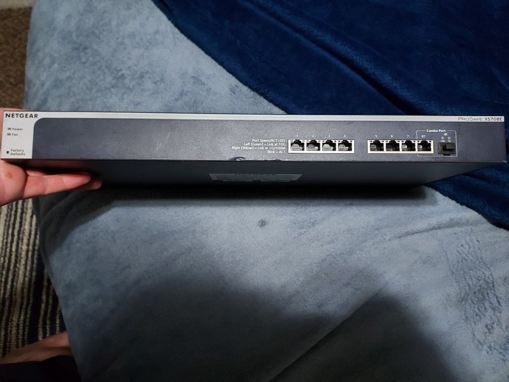 Netgear 8 Port 10 Gigabit Switch XS708Ev2