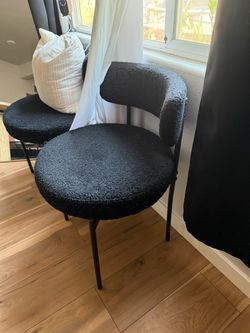 Looking for this tipe of chairs