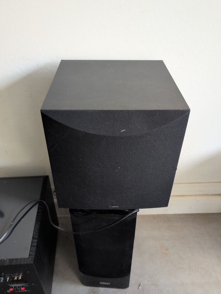 Yamaha Powered Subwoofer