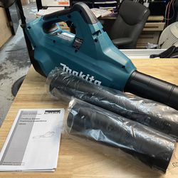 Makita Battery Powered Blower