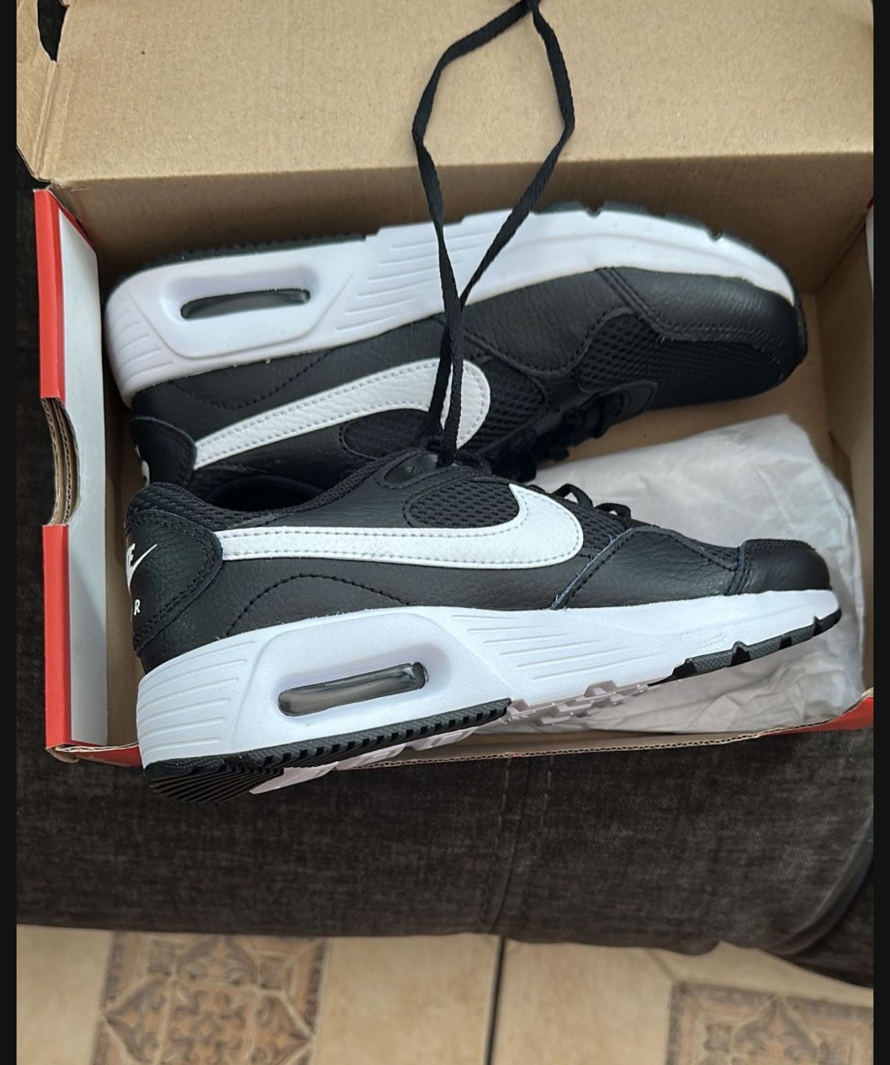 Nike New Size 7 Air Max