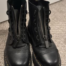 Doc Martens Sinclair Boots