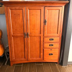 Armoire Oak Desk