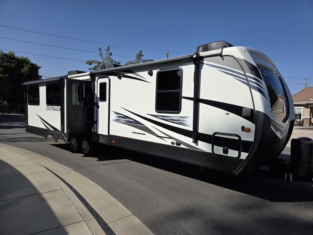 2020 Keystone Outback 328RL