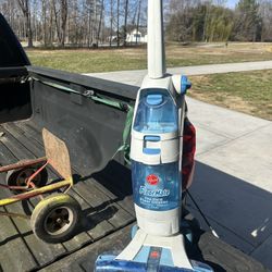 Hoover FloorMate - Vacuums, Washes, And Drys / Read Below ⬇️