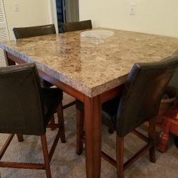 Dining  Table 