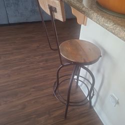 Wooden Swivel Stool 