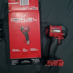 New Milwaukee Impact Wrench With 2 New Batteries 