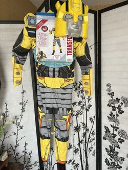 Costume
