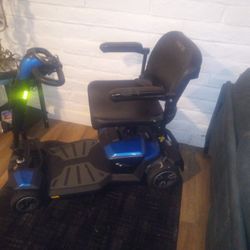 Zero Turn 8 Electric Mobility Scooter Power Chair 