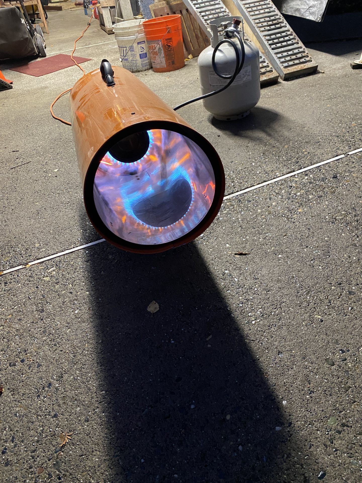 DAYTON Portable Gas Torpedo Heater, 375k Bt