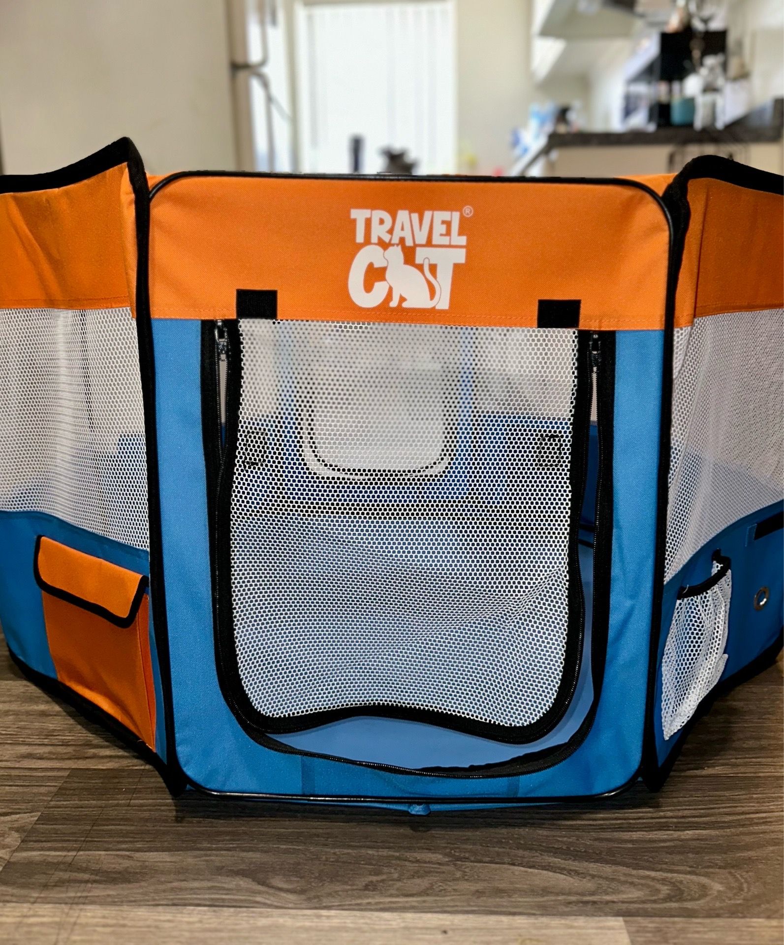Travel Cat" branded pop-up pet playpen