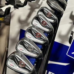 Taylormade R11 and Adams Idea Golf Set
