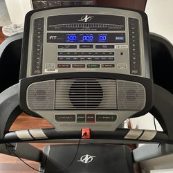 Nordic Track C850s Treadmill
