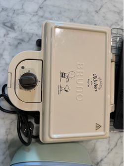 Bruno Snoopy waffle/sandwich/cookie maker